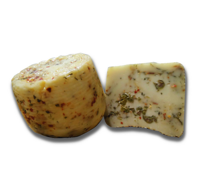 Formaggio pecorino fresco con erba cipollina olive peperoncino