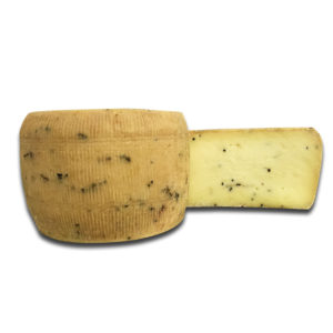 pecorino semistagionato con pepe